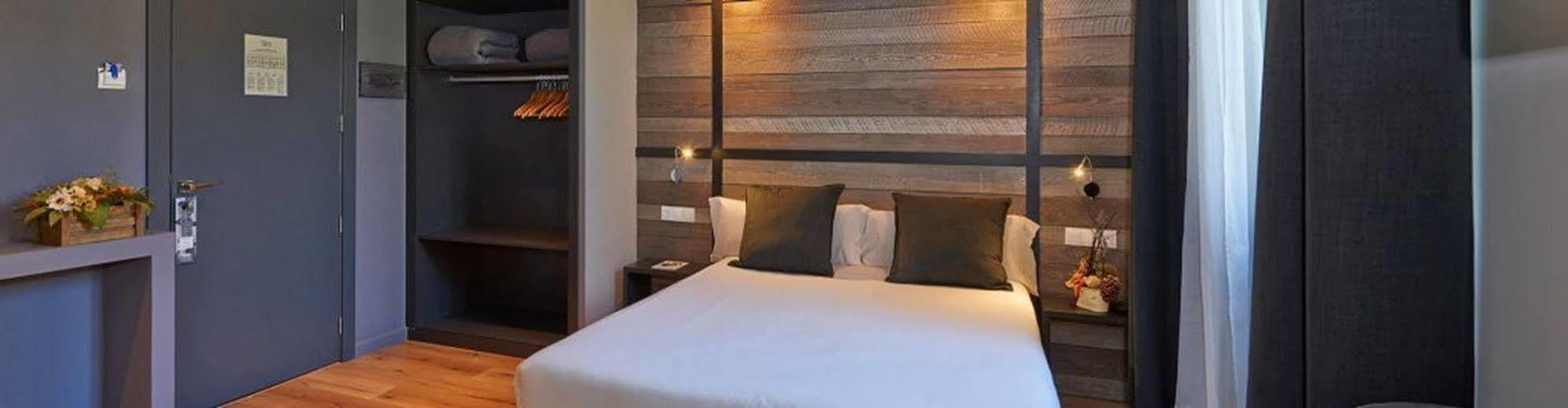 Hotel Parada Пучсерда Экстерьер фото