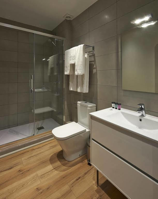 Hotel Parada Пучсерда Экстерьер фото